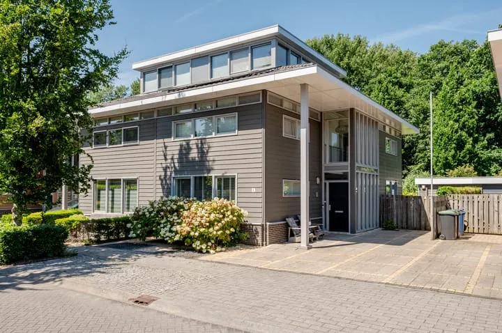 Semi-detached for sale: Uithof 6, Middenhof en Uithof Almere