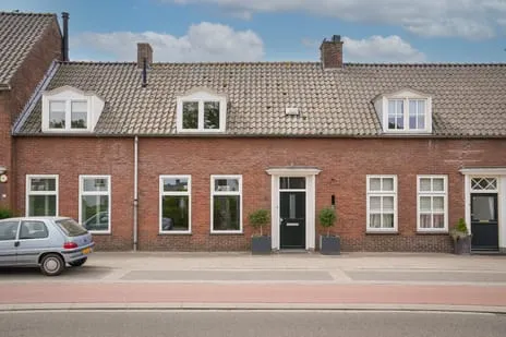 Tussenwoning te koop: Uithovensestraat 3, Hedel Hedel