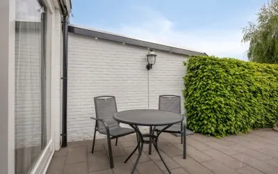 Hoekwoning te koop: Uitweg 25, Harmelen-Zuid (dorp) Harmelen