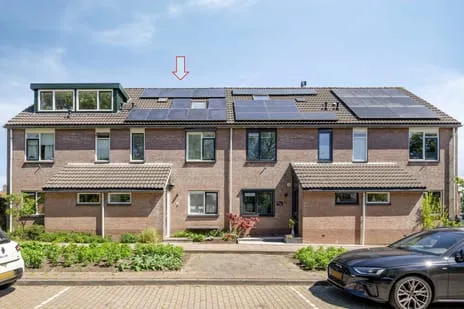 Terraced house for sale: Uitweg 85, Harmelen-Zuid (dorp) Harmelen