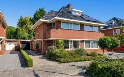 Tussenwoning te koop: Uitwierderweg 55, Polarisbuurt Delfzijl