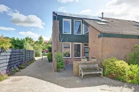 Hoekwoning te koop: Uiverplantsoen 4, Vogelbuurt Anna Paulowna