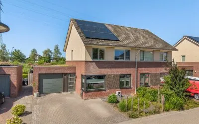 Twee-onder-één-kap te koop: Ulemar 42, Zuiderburen Leeuwarden