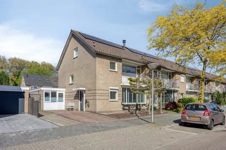 Hoekwoning te koop: Ullerberglaan 13, Woenselse Heide Eindhoven