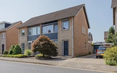 Twee-onder-één-kap te koop: Ulsheggerweg 29, Lottum Lottum