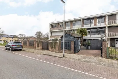 Tussenwoning te koop: Unescostraat 91, Uterweg Heerlen