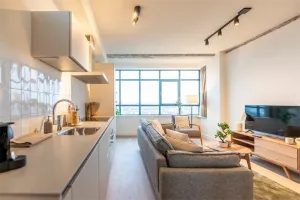 Huurwoning: Ungerplein in Rotterdam - €1.721 per maand