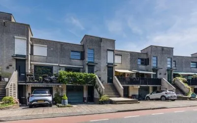 Tussenwoning te koop: Uniceflaan 44, Wagenzicht Hellevoetsluis