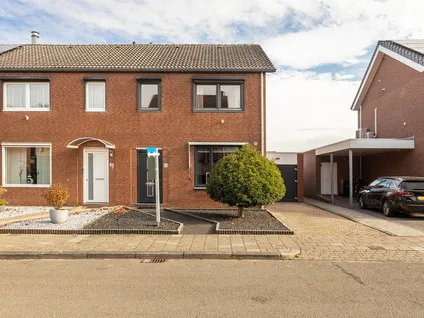 Hoekwoning te koop: UNO-straat 53, Hulsberg Hulsberg