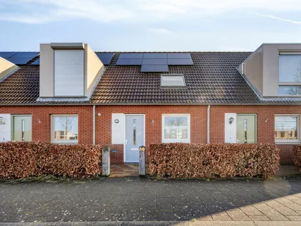 Tussenwoning te koop: Uraan 30, Zeewolde