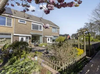 Tussenwoning te koop: Uranuslaan 4, Planetenwijk Heerhugowaard