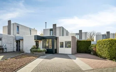 Tussenwoning te koop: Urkhovenseweg 65, Eindhoven