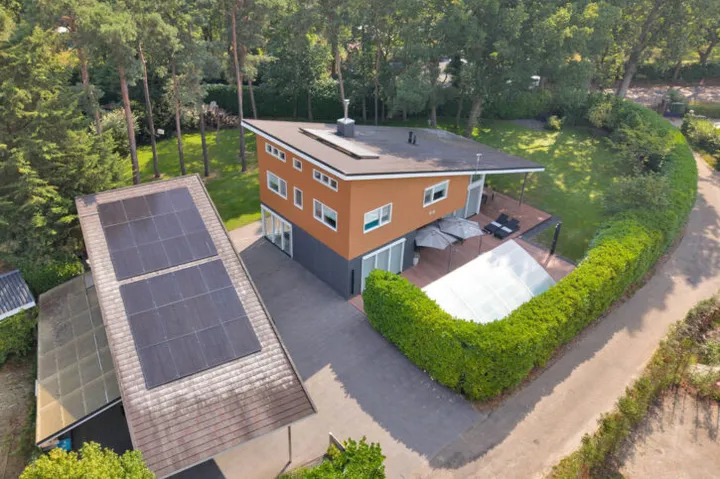 Detached house for sale: Usselerveenweg 120, Buurtschap Broekheurne Enschede