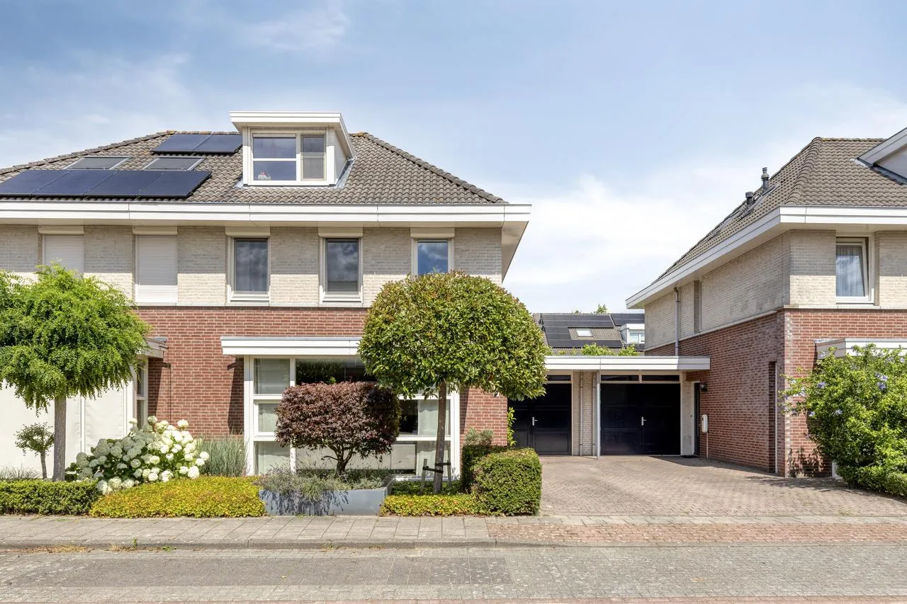 Tussenwoning te koop: Vaarsvelden 14, Best