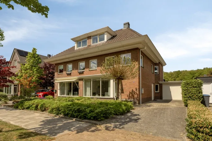 Twee-onder-één-kap te koop: Vaart N.Z. 130, Landgoed Lariks Assen