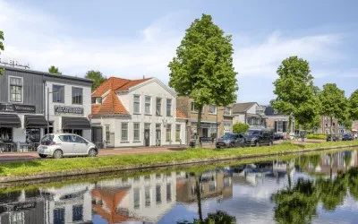 Twee-onder-één-kap te koop: Vaart N.Z. 84, De Lariks Oost Assen