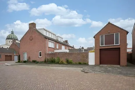 Hoekwoning te koop: Vader Vincentiusstraat 22, Oudenbosch-Centrum Oudenbosch