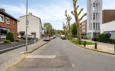 Twee-onder-één-kap te koop: Valderenstraat 12, Lindenheuvel Geleen