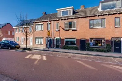 Tussenwoning te koop: Valentijnstraat 25, Hoefstraat Zuid Tilburg