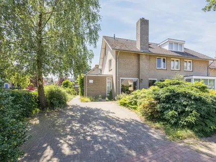 Hoekwoning te koop: Valentina Tereshkovastraat 8, Hilvarenbeek Hilvarenbeek