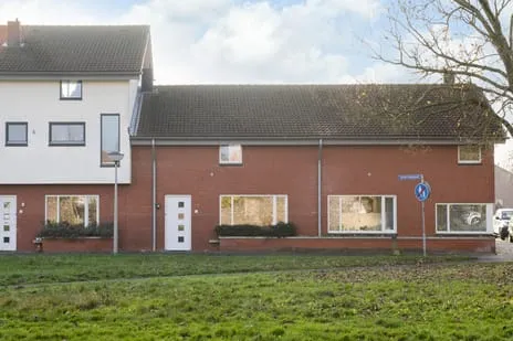 Tussenwoning te koop: Valeriaanpad 2, Kamillehof Arnhem