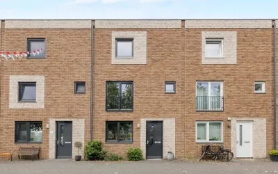 Tussenwoning te koop: Valeriaanweg 105, Hoge Weide Utrecht