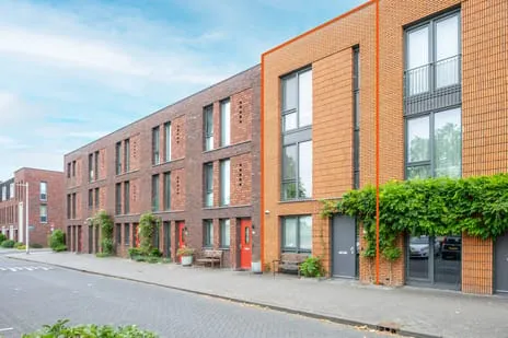 Tussenwoning te koop: Valeriaanweg 255, Hoge Weide Utrecht