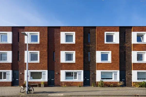 Tussenwoning te koop: Valeriaanweg 87, Hoge Weide Utrecht