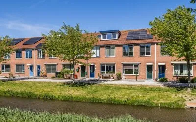 Tussenwoning te koop: Valeriussingel 73, Componistenbuurt-Midden Zwijndrecht