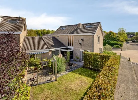 Hoekwoning te koop: Valeriusstraat 1, Venne-Oost Drunen