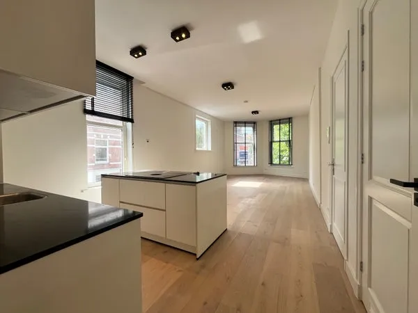 Apartment for rent: Valeriusstraat 37, Stadhoudersplantsoen 'S-Gravenhage