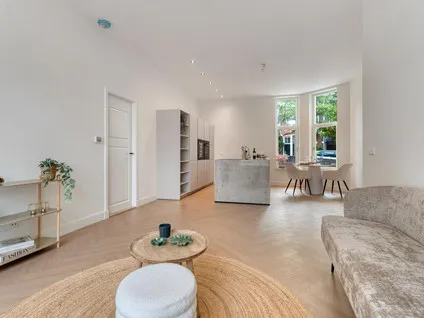 Appartement te koop: Valkenboslaan 23, Valkenboskwartier 'S-Gravenhage