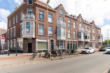 Studio te koop: Valkenboslaan 346C, 'S-Gravenhage