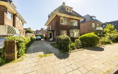 Vrijstaande woning te koop: Valkenburgerlaan 22, Van Merlenbuurt en Valkenburgerplein en omgeving Heemstede