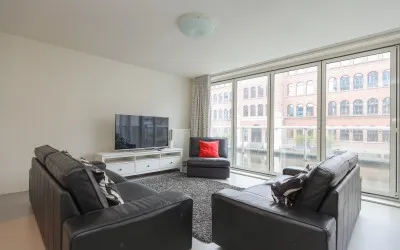 Appartement te huur: Valkenburgerstraat 194S, Uilenburg Amsterdam