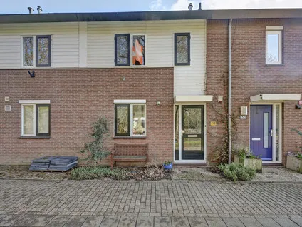 Tussenwoning te koop: Valkenburgsingel 148, Beverwaard Rotterdam