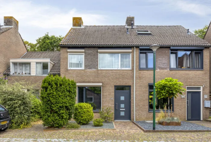 Tussenwoning te koop: Valkenhorst 31, Cuijk Padbroek Cuijk