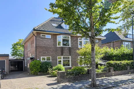 Tussenwoning te koop: Valkenierslaan 284, Blauwe Kei Breda
