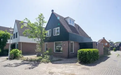 Detached house for sale: Valkenierstraat 37, 't Rak-Zuid Alkmaar