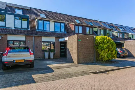 Tussenwoning te koop: Valkenkamp 318, Valkenkamp Maarssen