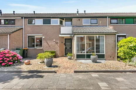 Tussenwoning te koop: Valkenkamp 635, Valkenkamp Maarssen