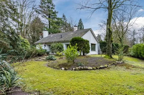 Vrijstaande woning te koop: Valkenstraat 12, Teteringen Teteringen