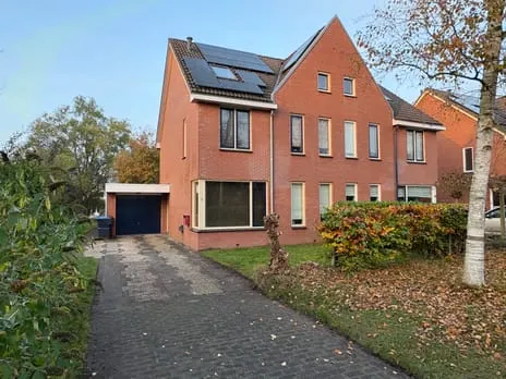 Hoekwoning te koop: Valkenveld 21, Roden West Roden