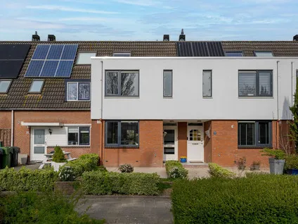 Tussenwoning te koop: Valkeweg 10, Bijdorp Voorschoten
