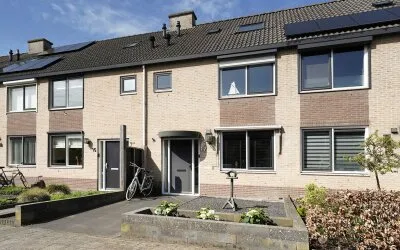 Tussenwoning te koop: Valkstraat 17, Putten-Stationsstraat industriegebied Putten