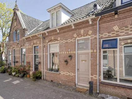 Tussenwoning te koop: Valkstraat 5, Binnenstad Kampen Kampen