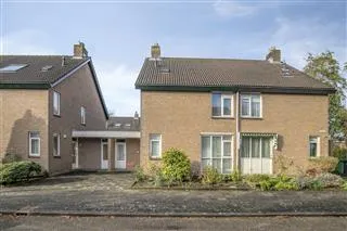 Tussenwoning te koop: Valreep 48, Amstelveen