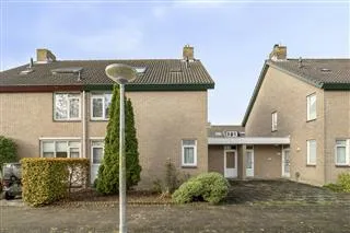 Tussenwoning te koop: Valreep 50, Amstelveen