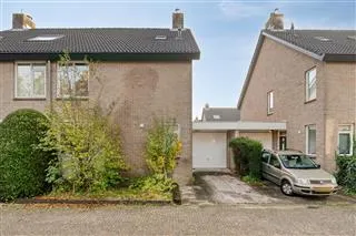 Tussenwoning te koop: Valreep 74, Amstelveen