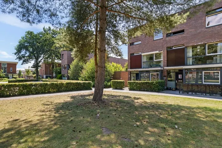 Hoekwoning te koop: Valtherlaan 204, Emmermeer Emmen
